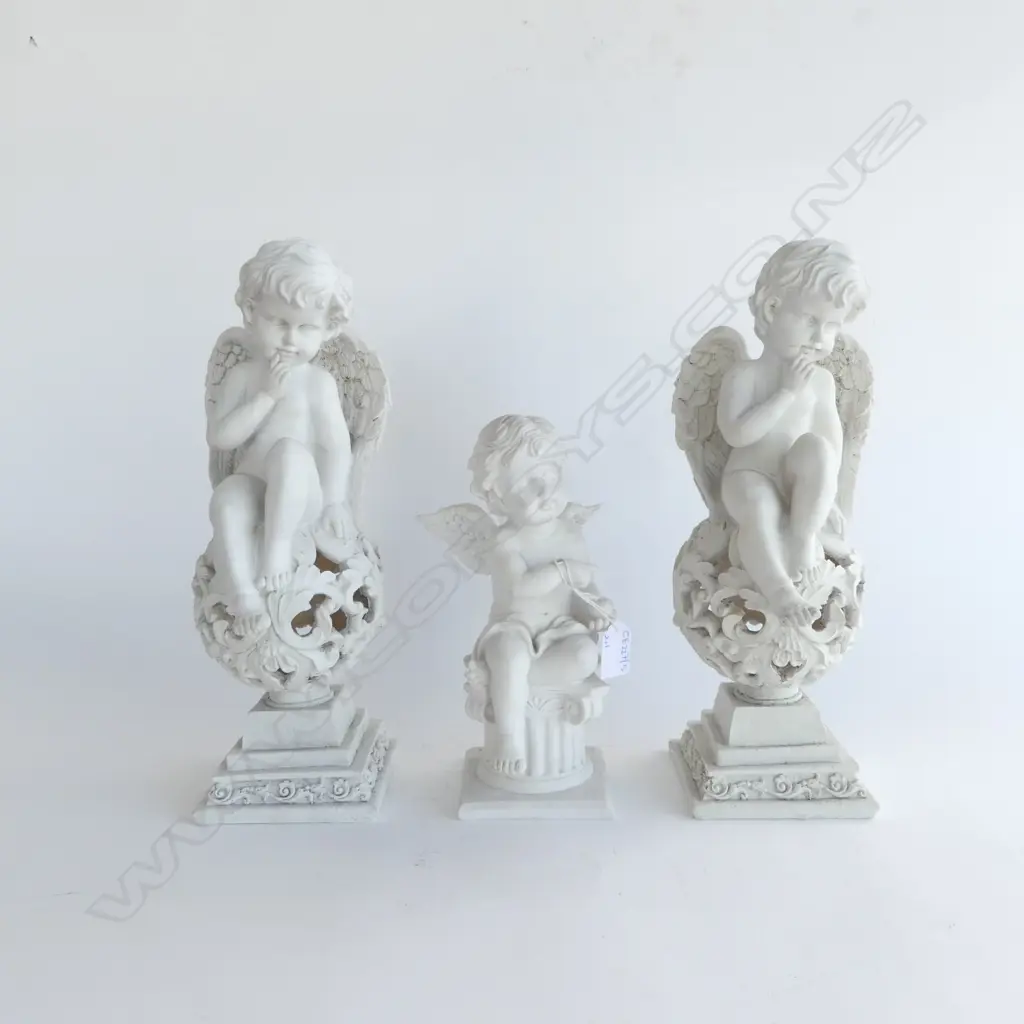 3 WHITE RESIN ANGELS (2+1) H.350mm Image 1++