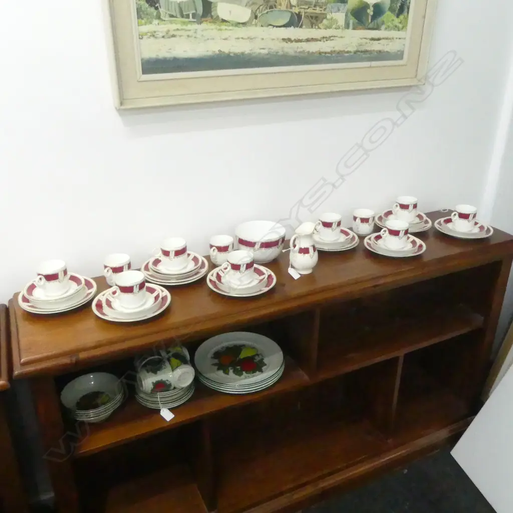 VICTORIAN TEA SET... Image 1++