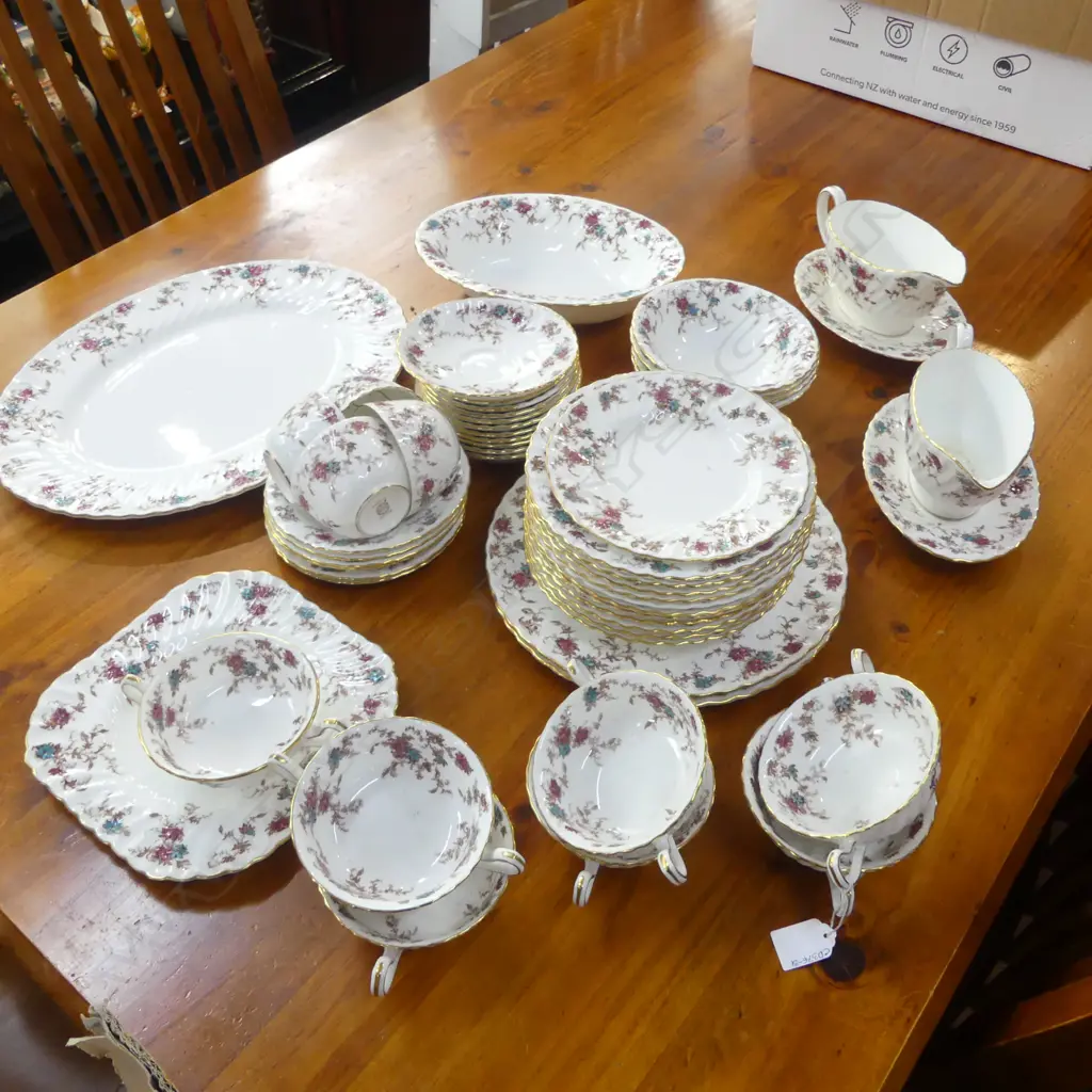 MINTON 'ANCESTRAL' DINNER SET Image 1++