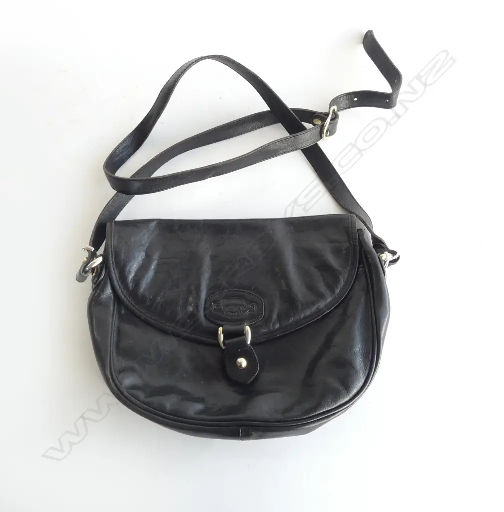 BLACK LEATHER OROTON HANDBAG (Australia) Image 1++