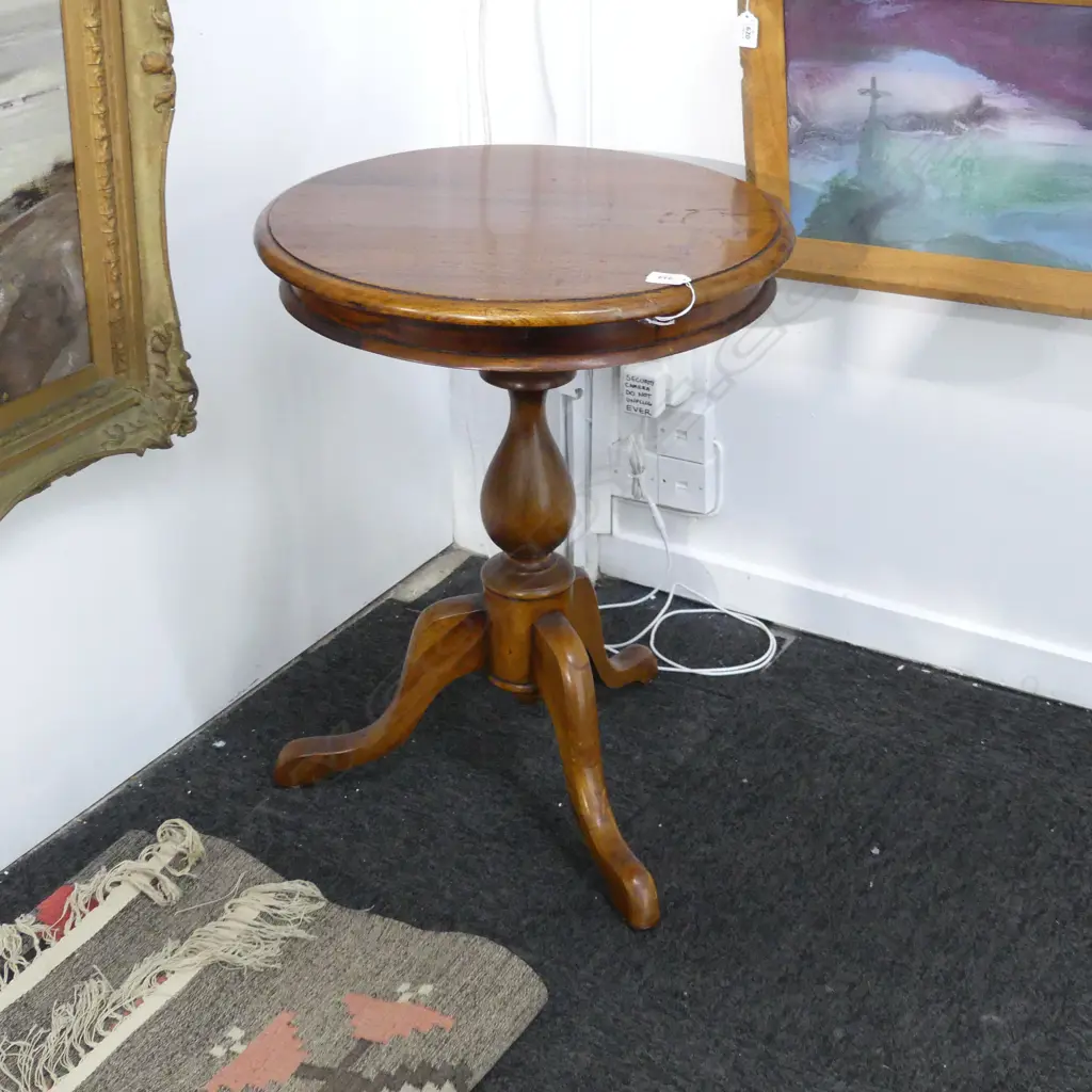 GEORGIAN-STYLE MAHOGANY WINE TABLE, TRIPOD BASE, 500 x 650mm Image 1++