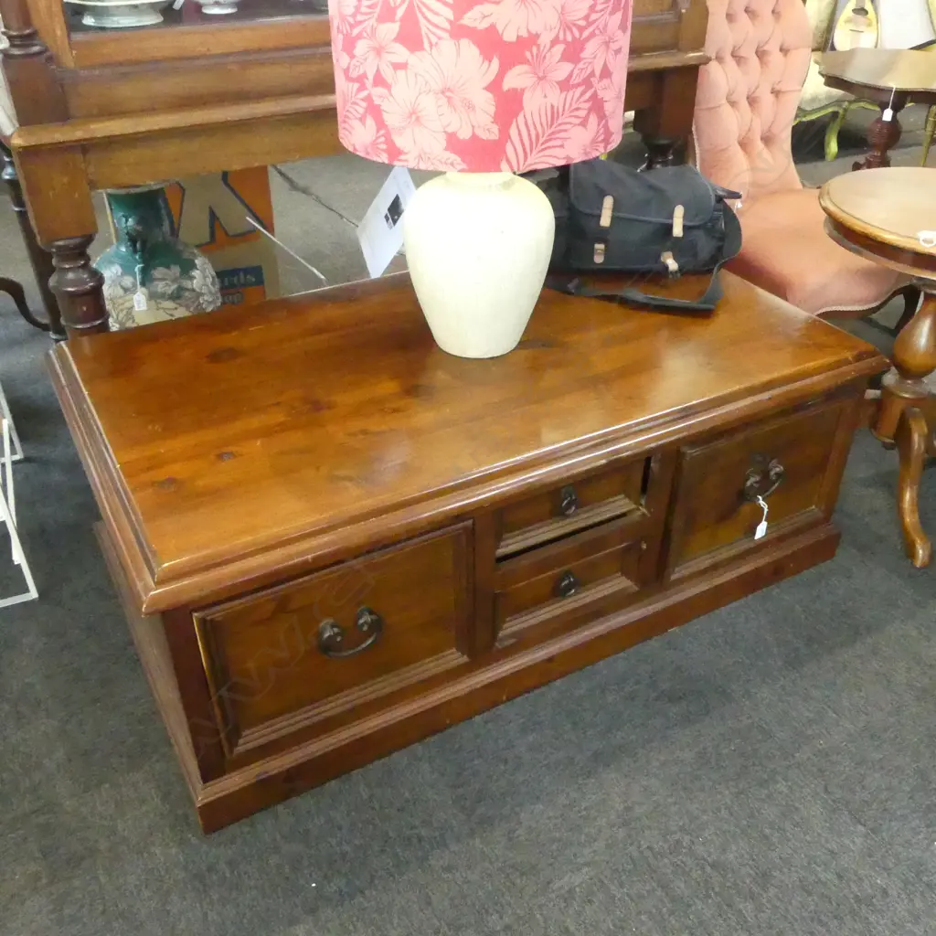 LARGE 8 DRAWER COFFEE TABLE; TOP MARKED, 1320x770x480mm Image 1++