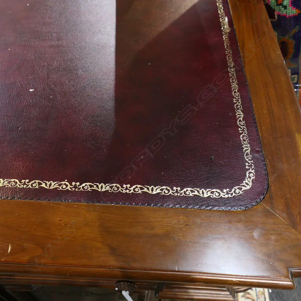 US NATIONAL ARCHIVES HIGH-QUALITY REPROD. OVAL OFFICE 'RESOLUTE' DESK, 1820x1230x800mm, (RETAILS US$9000), minor losses Image 1++