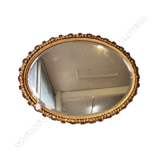 ORNATE GILT OVAL WALL MIRROR - 730 x 580 MM
