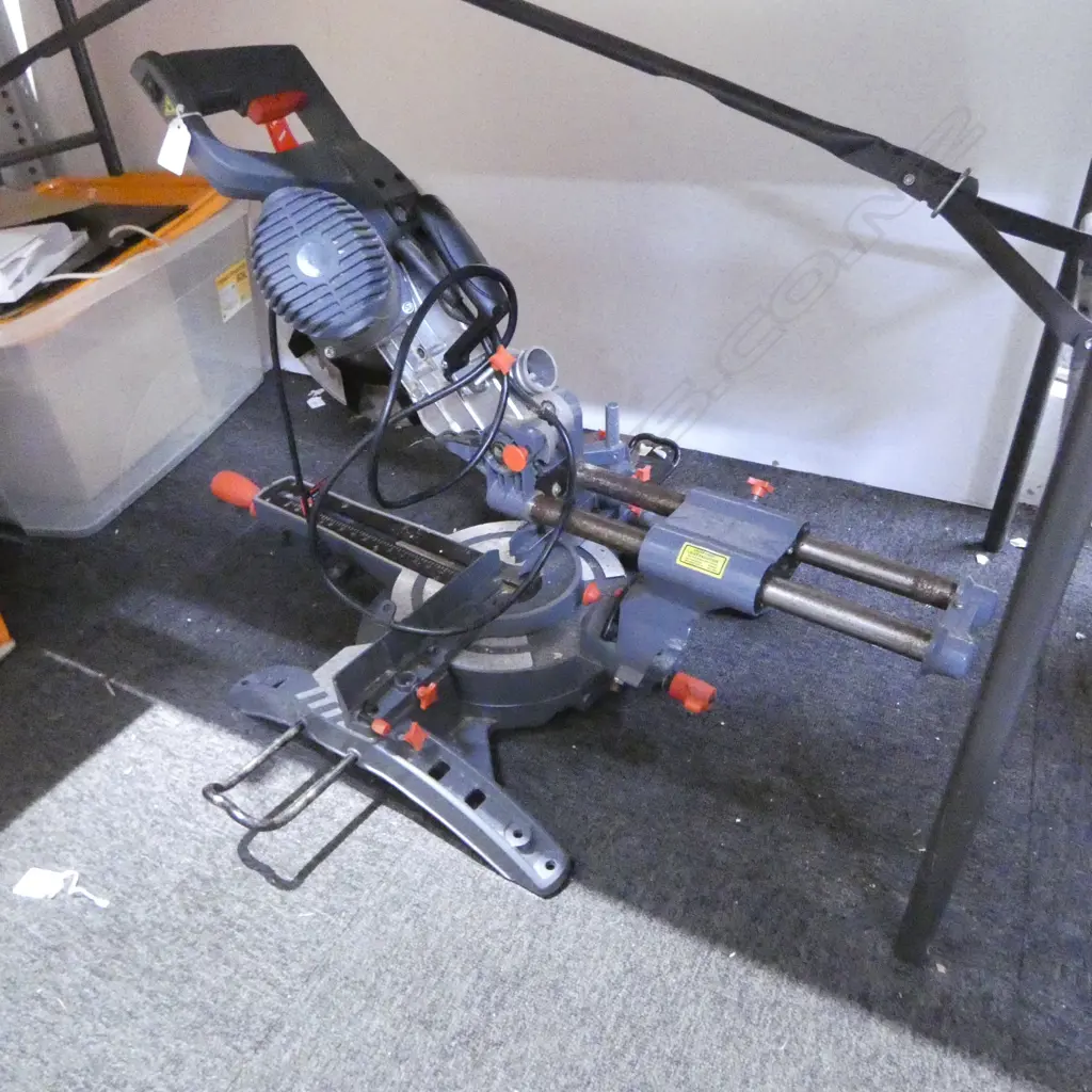 OZITO COMPOUND MITRE SAW Image 1++