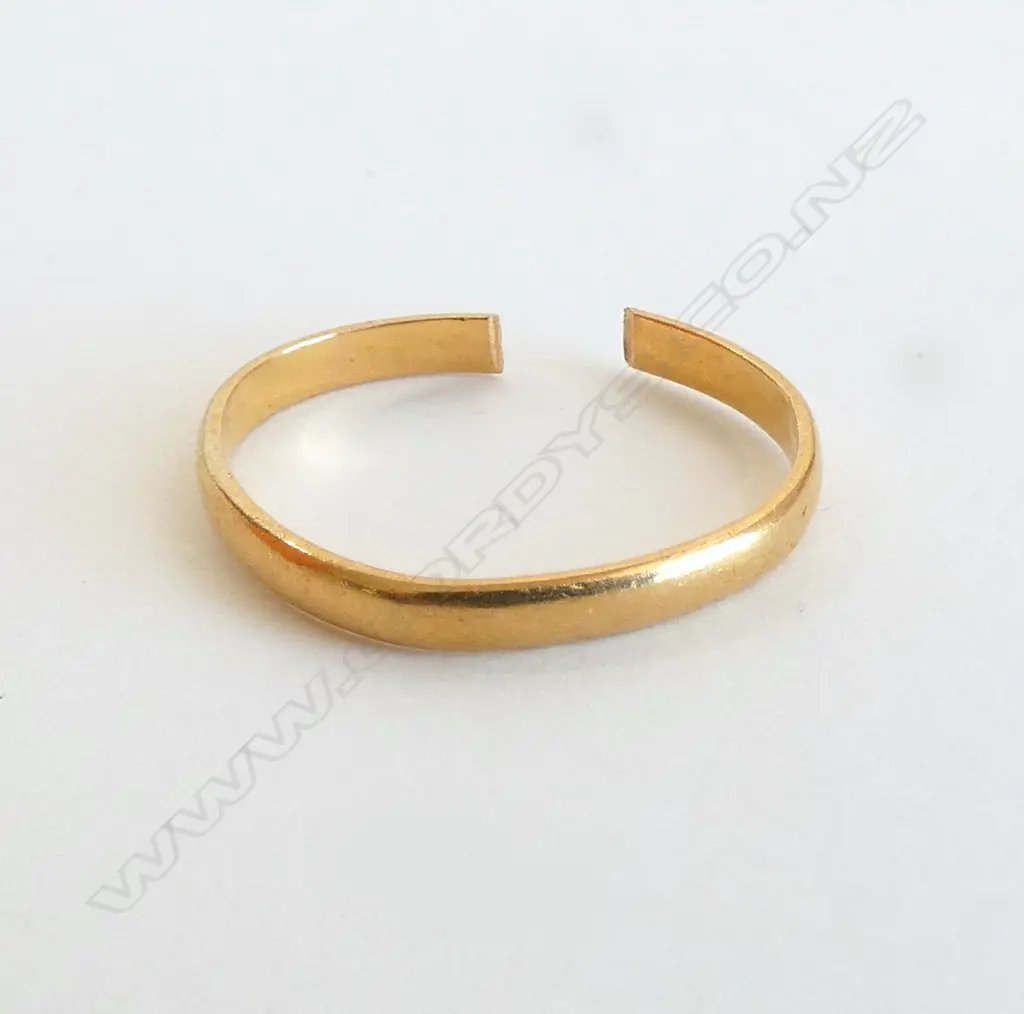 22CT SCRAP GOLD WEDDER RING (SPLIT), 2.1grms Image 1++