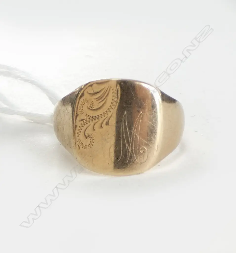 9CT SIGNET RING, 3.1grms SHANK SPLIT SIZE N Image 1++