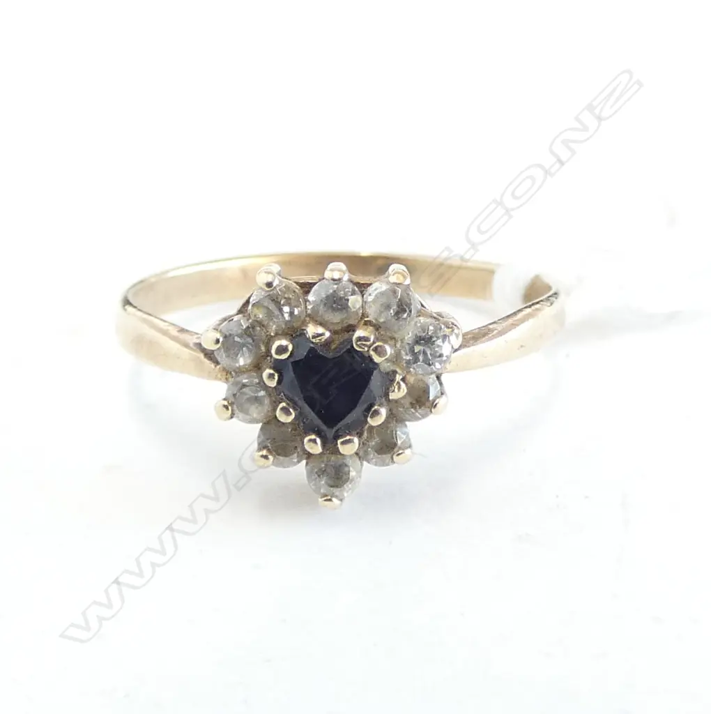 9ct GOLD SAPPHIRE & CZ RING. 1.6grms SIZE M Image 1++
