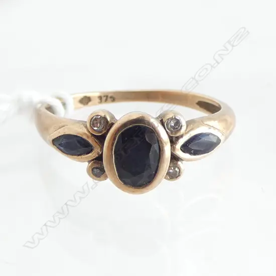 9ct GOLD 3 SAPPHIRE & DIAMOND RING 2gms SIZE N
