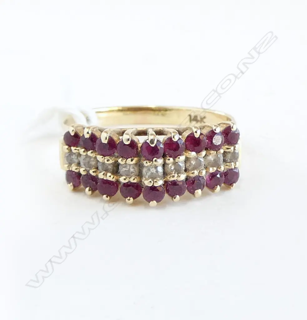 14ct RUBY & DIAMOND DRESS RING 2.9gm SIZE P Image 1++