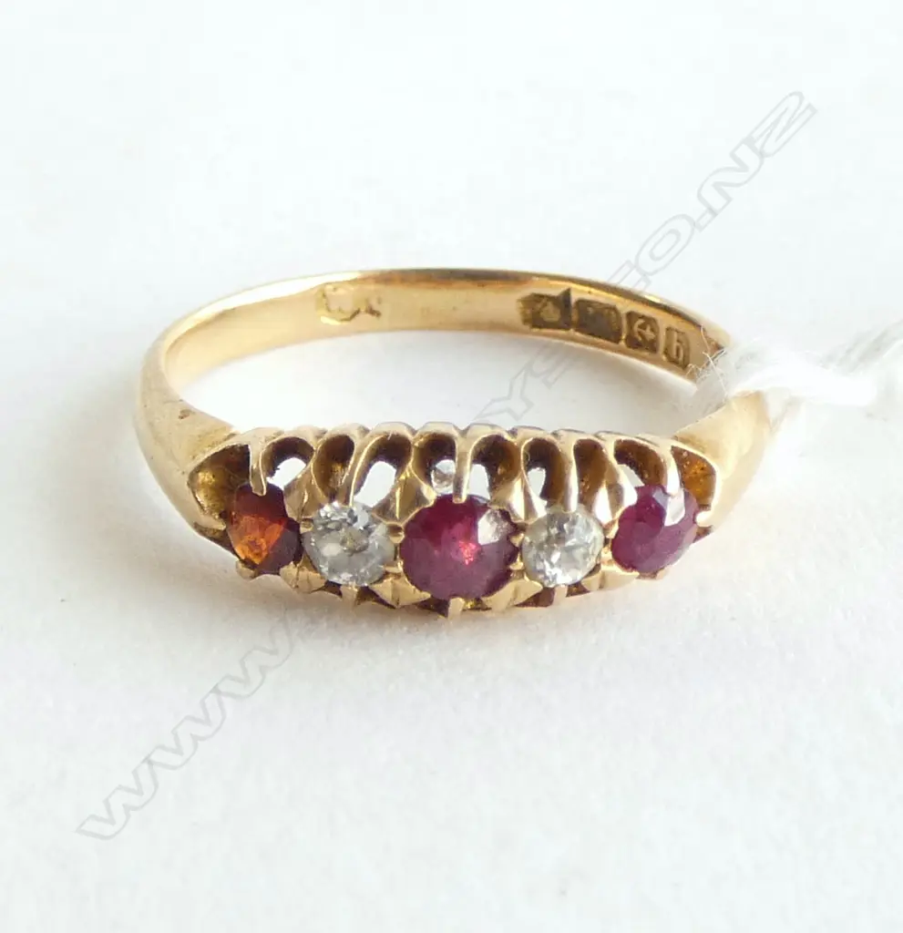 EDWARDIAN 18ct RUBY/GARNET & DIAMOND RING Birmingham 1907 3.3gms  SIZE P1/2 Image 1++