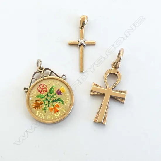 3 PENDANTS; 2 9CT CROSSES, 4.5grms + 1967 SIX PENCE