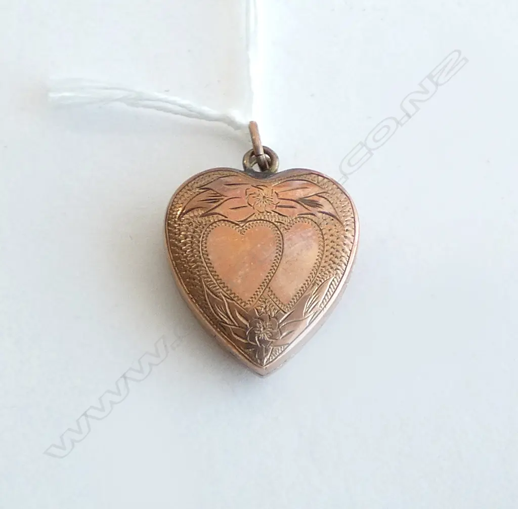 9ct ROSE GOLD PLATED HEART LOCKET Image 1++