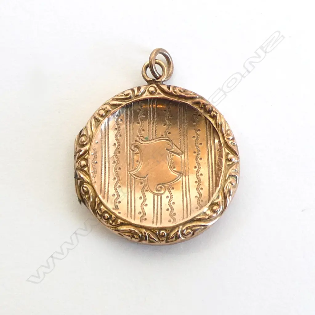 9CT LOCKET, 3.5grms Image 1++