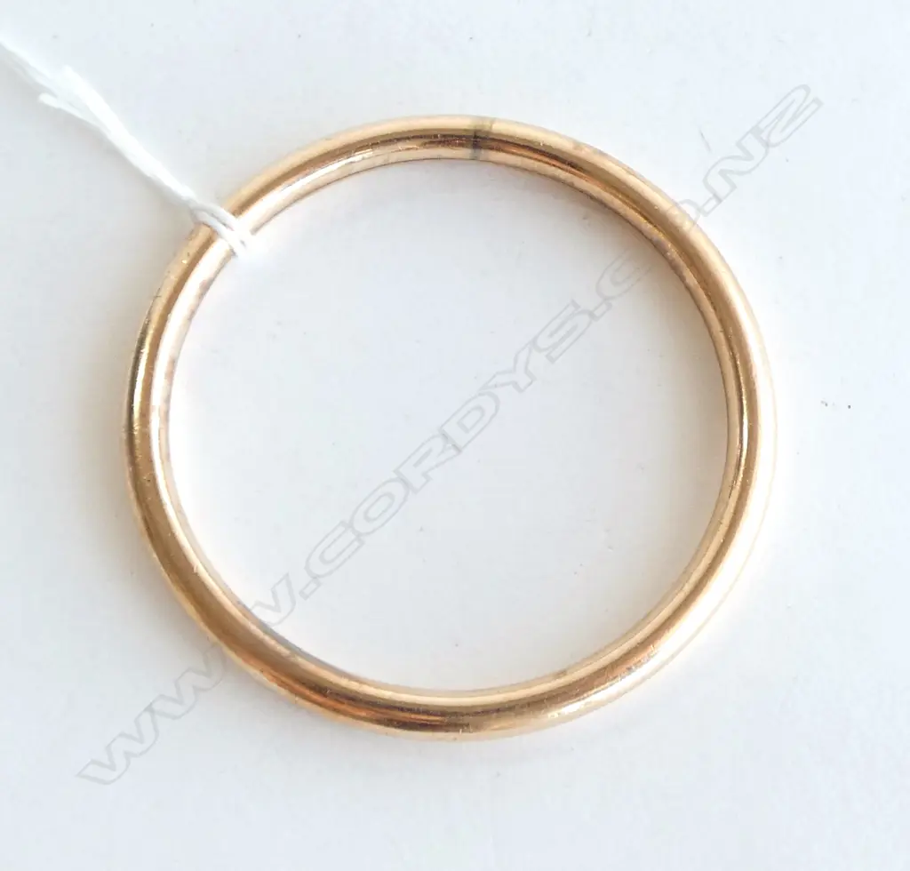 RODD 9CT LINED BANGLE 58mm int. dia Image 1++