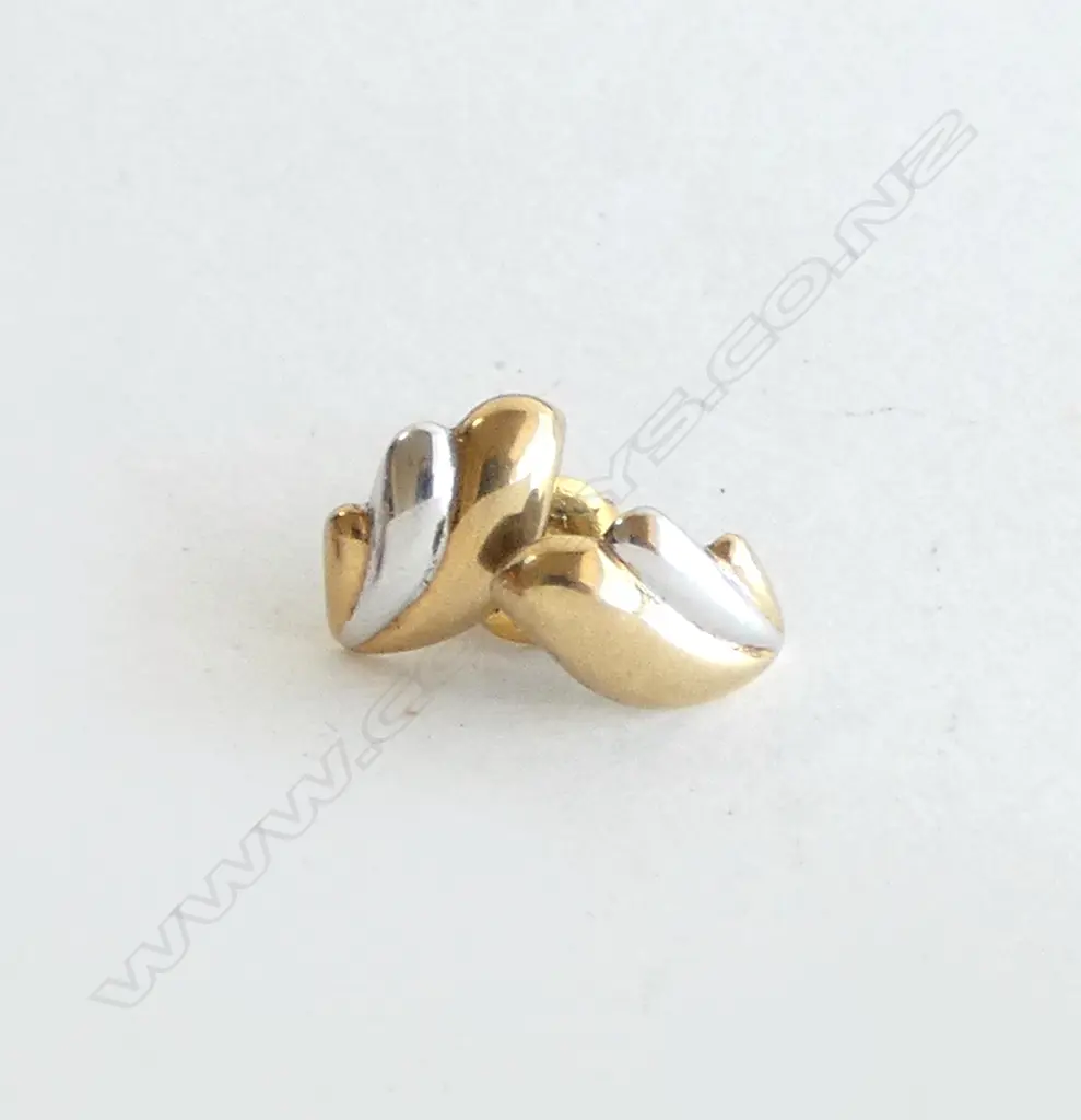 PR 9ct GOLD EARRINGS, 0.4grms (w. ONLY 1 GP BUTTERFLY) Image 1++