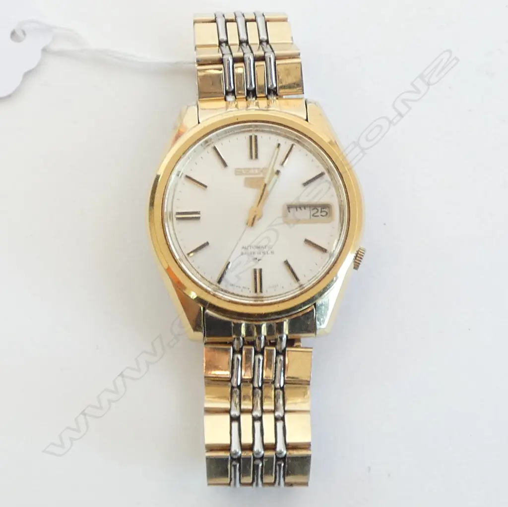 SEIKO 21 JEWEL AUTOMATIC WRIST WATCH C.1970 running Image 1++