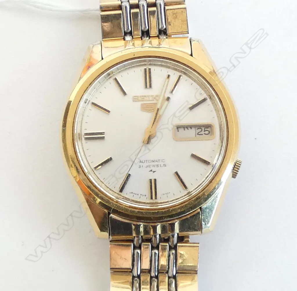 SEIKO 21 JEWEL AUTOMATIC WRIST WATCH C.1970 running Image 1++