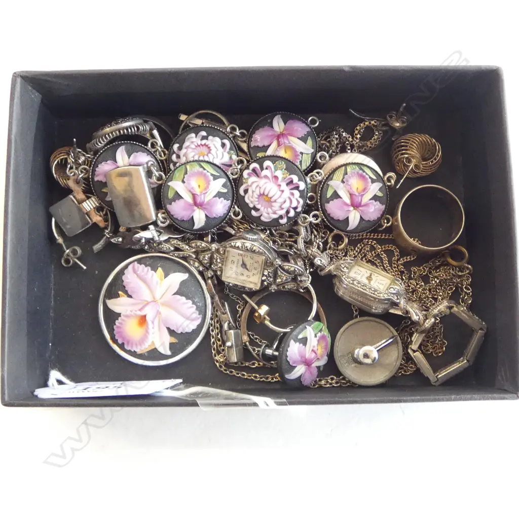 SILVER & OTHER JEWELLERY: JAPANESE SUITE + 2 MARCASITE WATCHES + BRACELETS + RINGS ETC  Image 1++