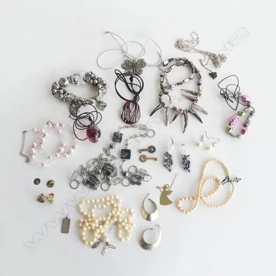 ASST. COSTUME JEWELLERY