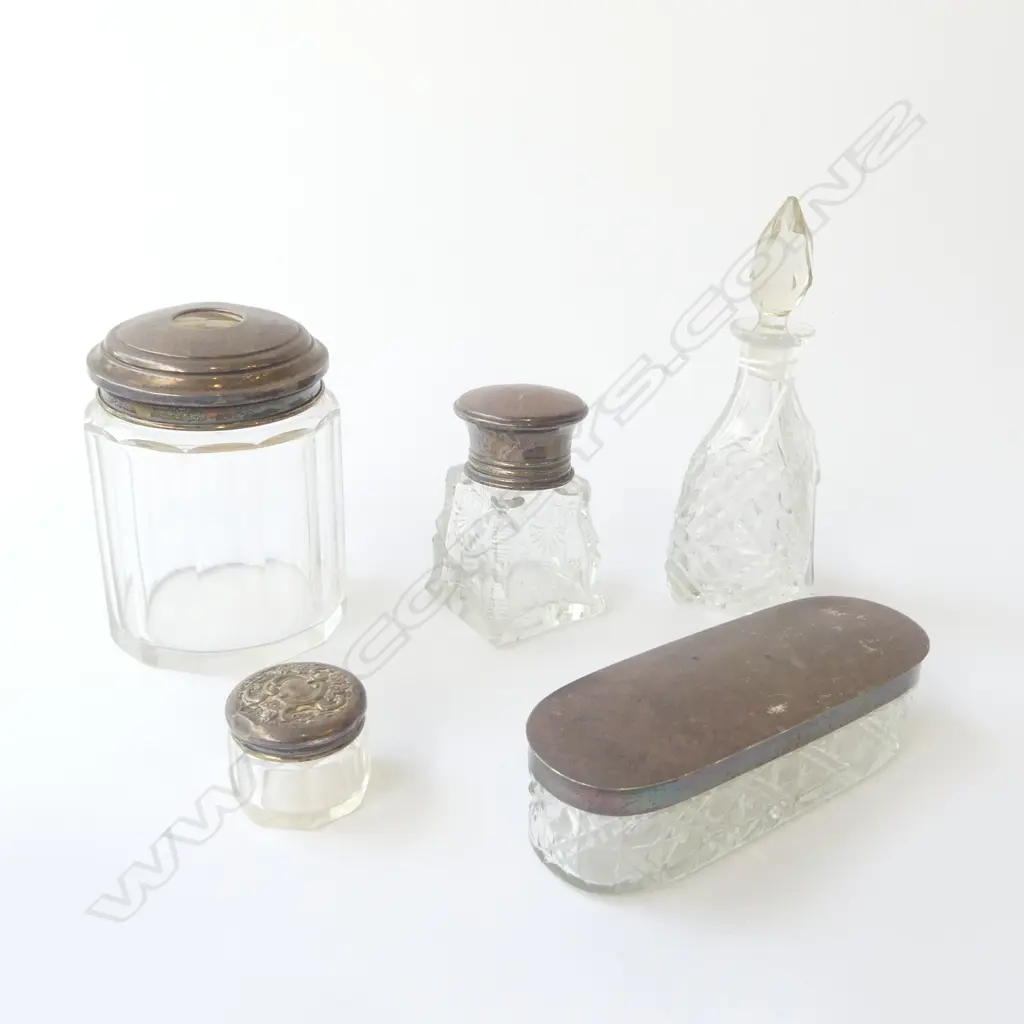 4 STG TOPPED BOTTLES + 1 PERFUME Image 1++