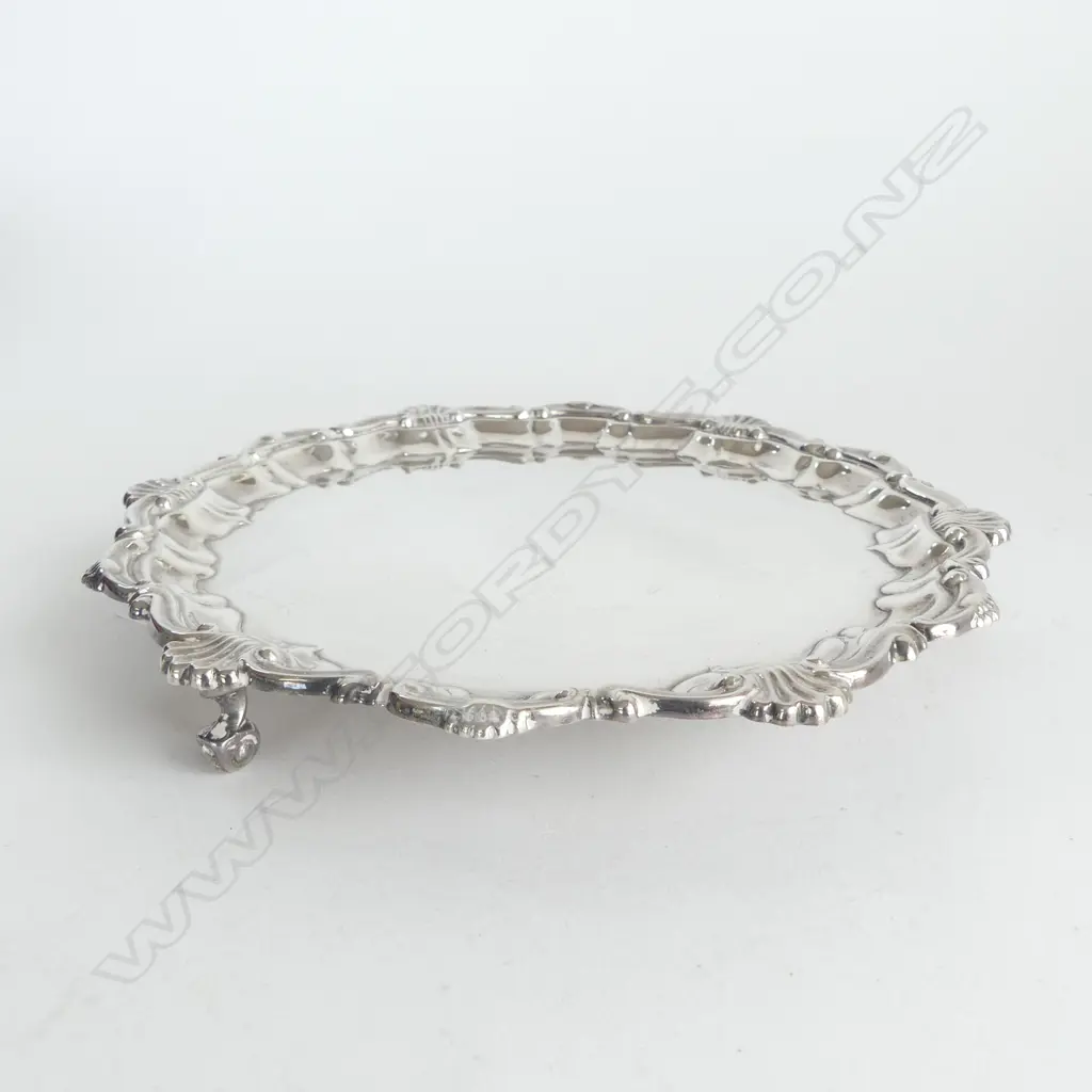 SILVER WAITER pie crust rim Birmingham 1976. 273gms Image 1++