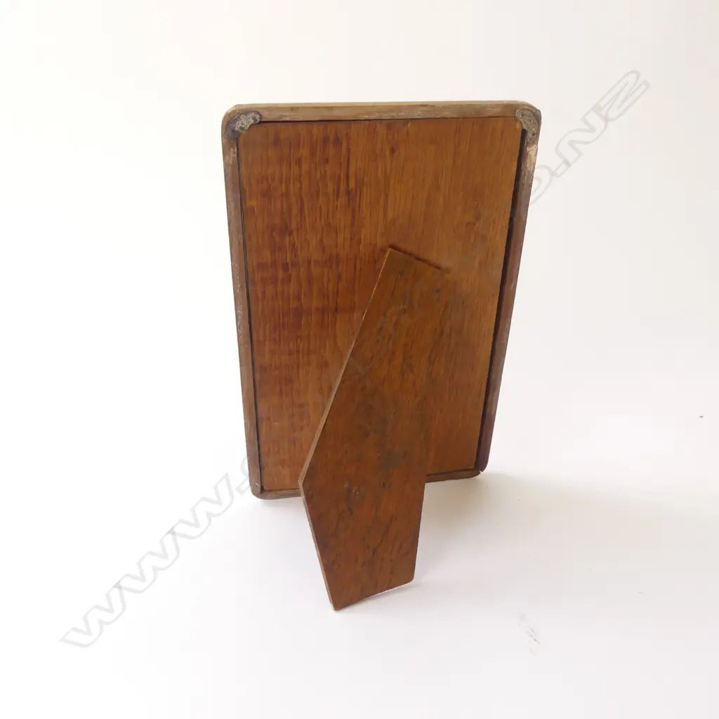 STG SILVER PHOTO FRAME, CHESTER 1919 205x130mm overall Image 1++