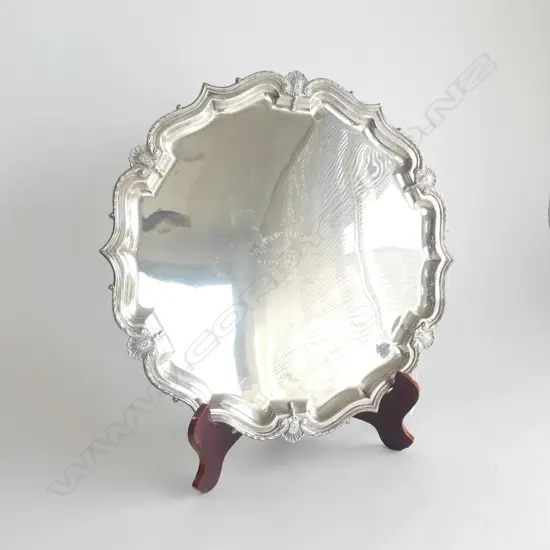 SILVER LGE SALVER/TRAY serpentine border w shell detail. Dia.370mm. Scroll feet. Birmingham 1945. P/Engraved  1400gms