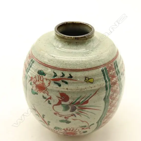 A Japanese Meiji-period Red-painted Birds Jar H.160mm-John Perry Collections