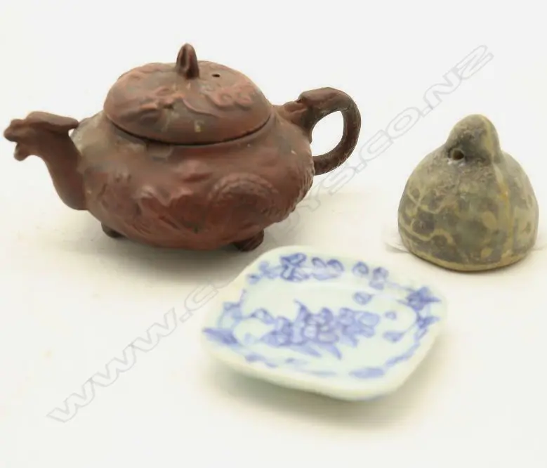 3 Oriental pces: small terracotta teapot + Blue and White Small Dish + pottery weight. John Perry est. Image 1++