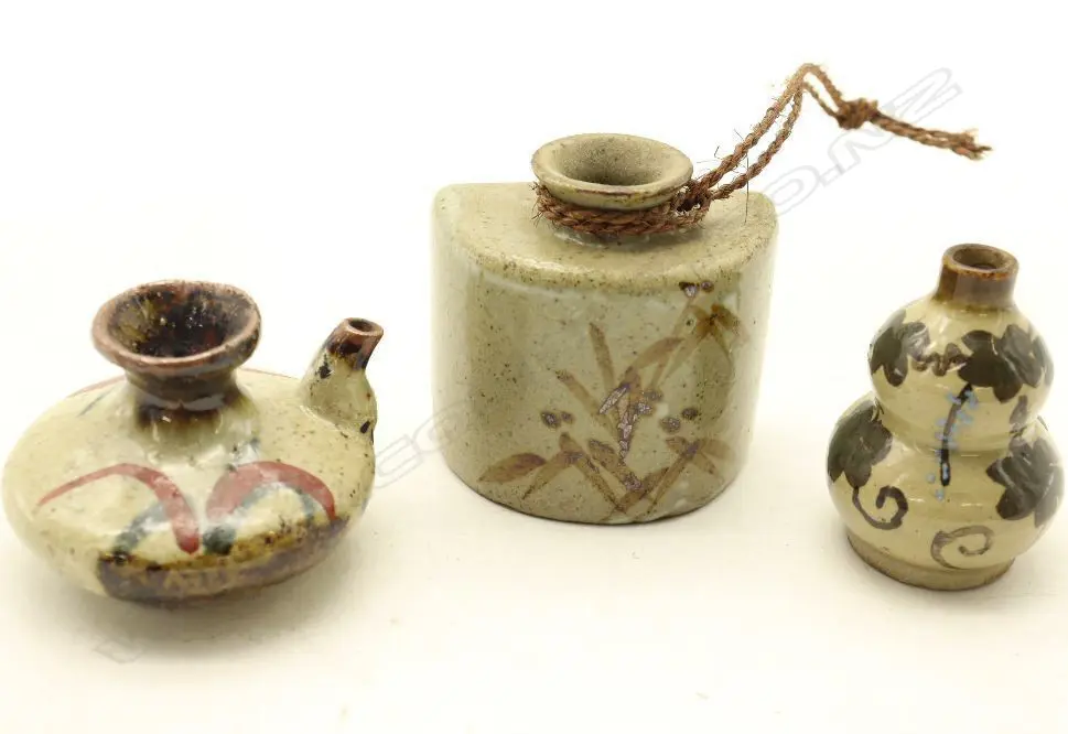 A Japanese Meiji-period Studio Pottery Vase AND A Small Bottle AND Small Gourd Vase-John Perry Collections Image 1++
