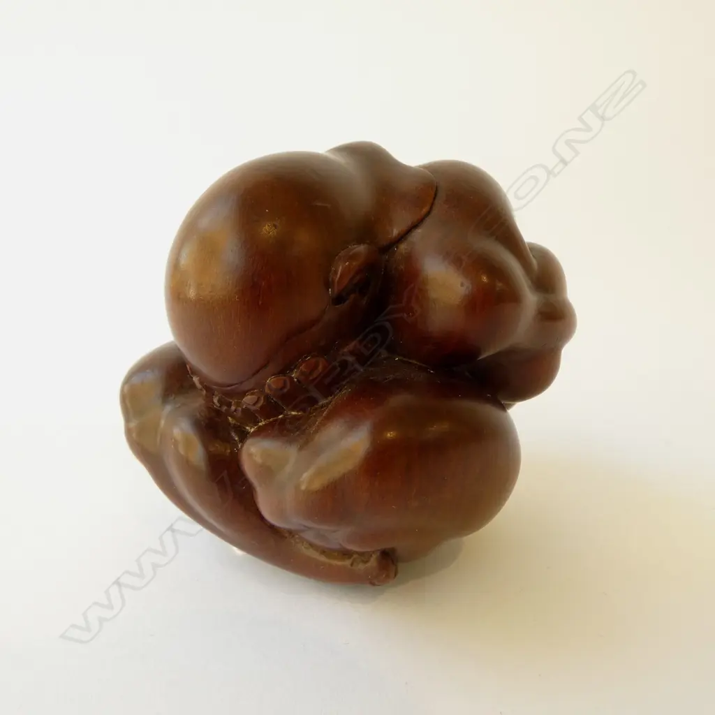 CARVED ROSEWOOD WEEPING BUDDHA H.80mm Image 1++