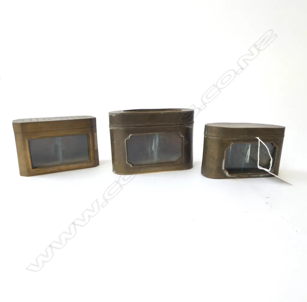 3 BRASS CRICKET BOXES w. GLAZED GLASS; LARGEST 100x45x70mm Image 1++