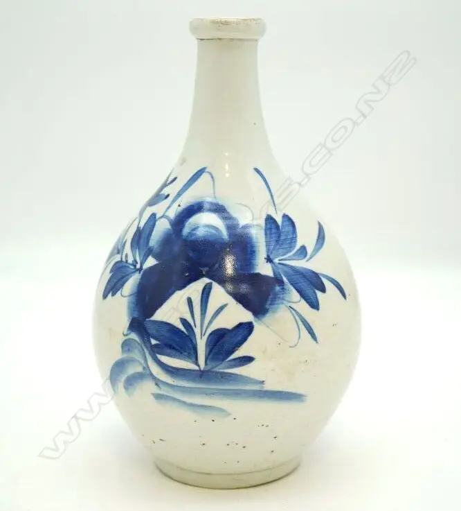A Japanese Meiji-period Blue and White Vase. H.275mm-John Perry Collections Image 1++