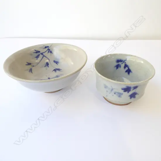 2 OLD CHINESE HAND PAINTED STONEWARE BOWLS, Dia.180 & 110mm