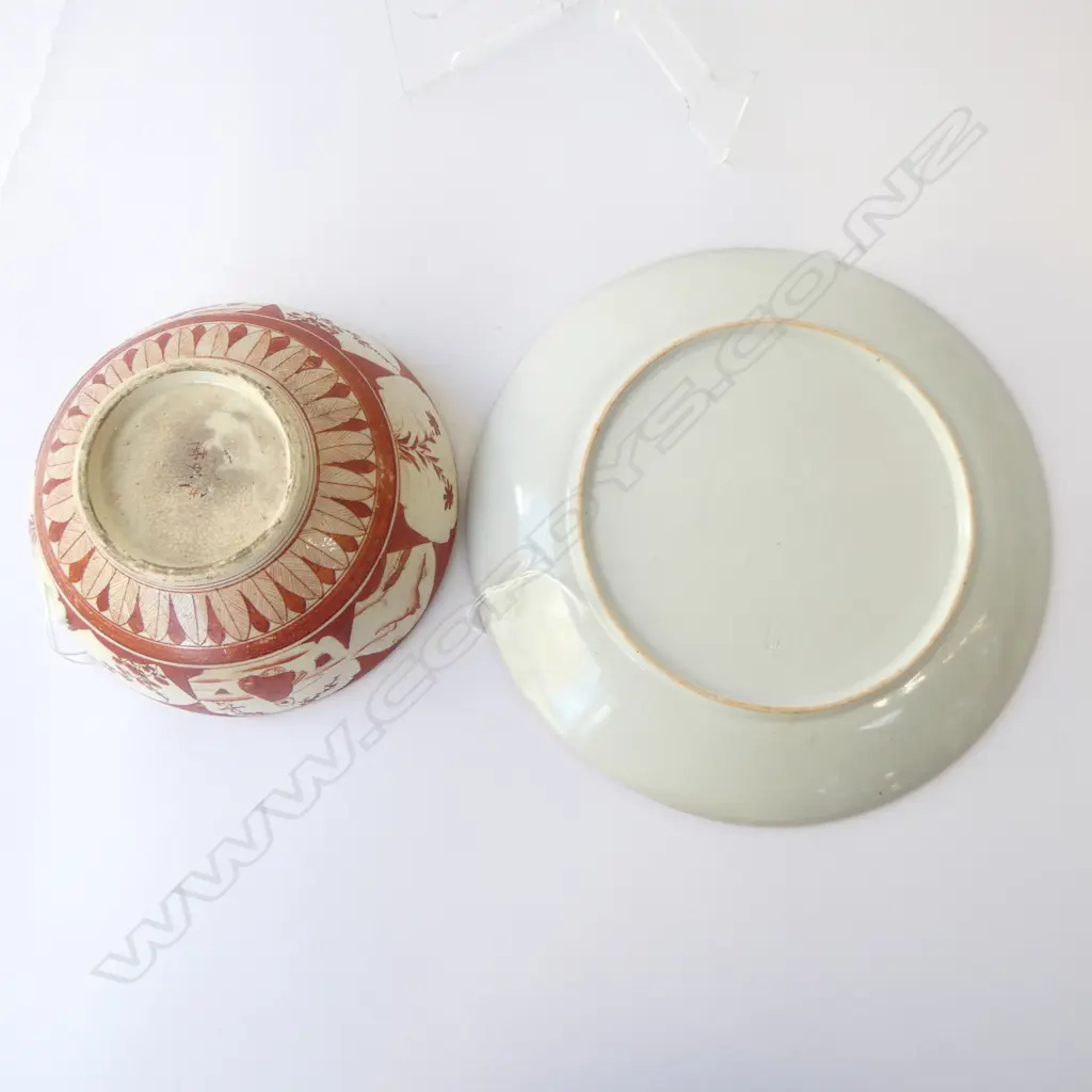 VINTAGE JAPANESE KUTANI WARE PORCELAIN BOWL (hairline & crazing) & B/W IGEZARA  PLATE Image 1++