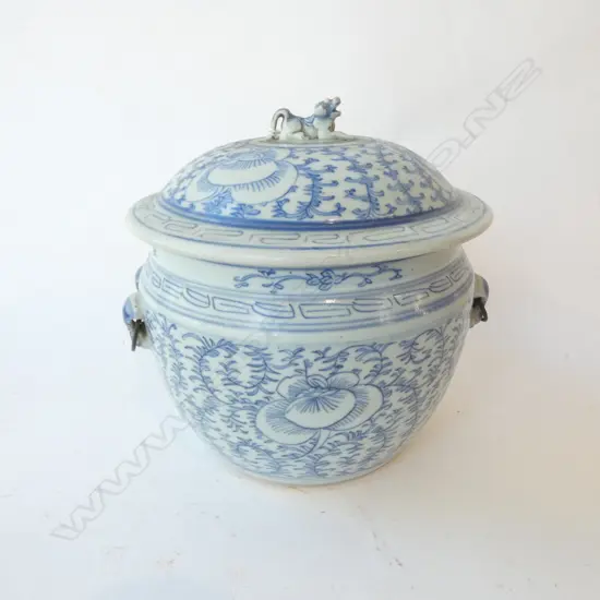 ORIENTAL B/W LIDDED CONTAINER H.210mm - CH'ING DYNASTY APOTHECARY JAR?