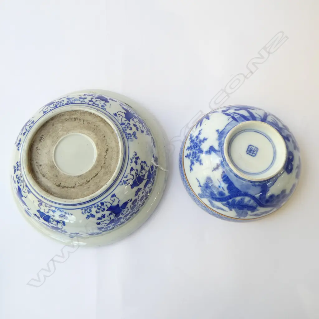 TWO OLD CHINESE PORCELAIN B/W BOWLS, Dia.190 & 250mm Image 1++