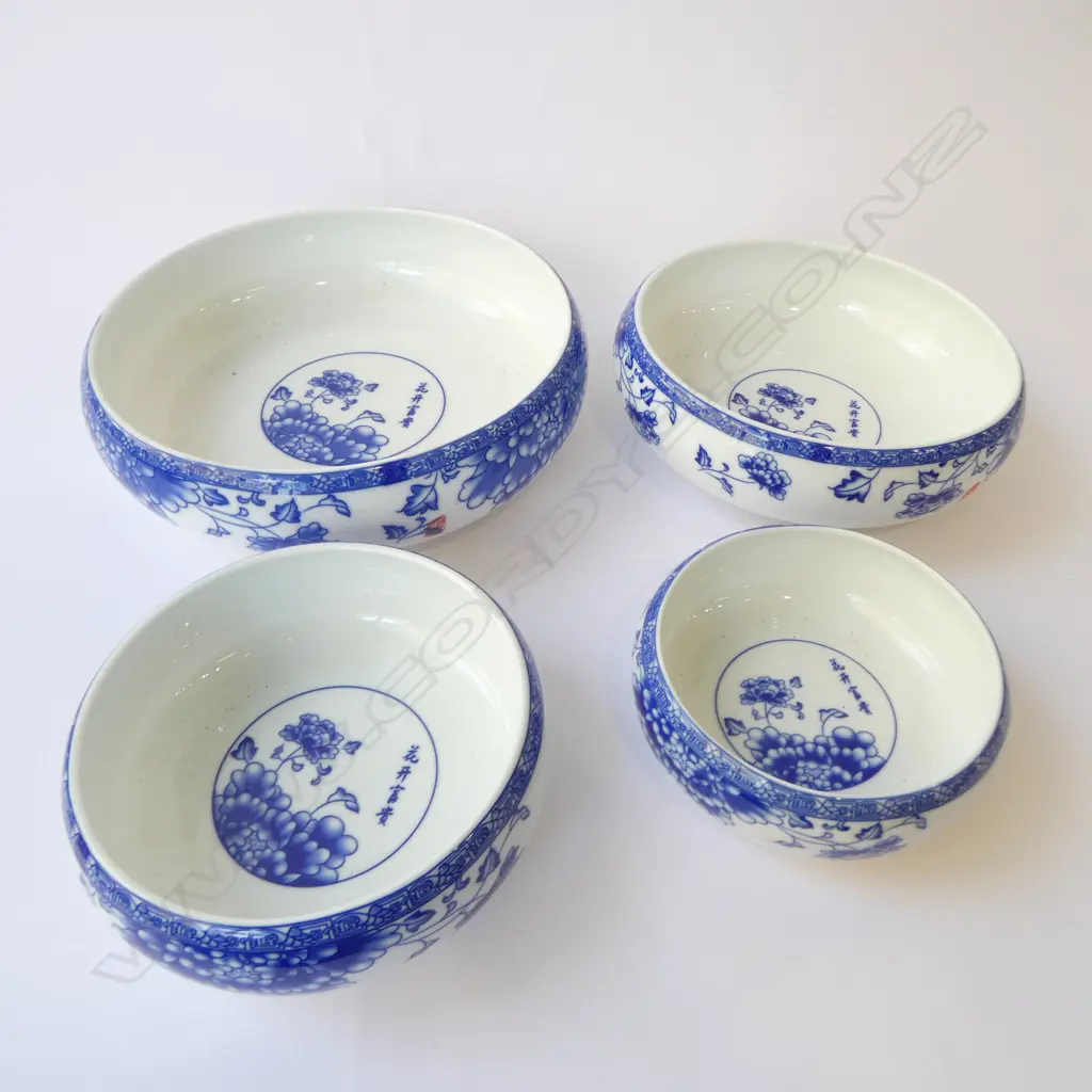 4 ORIENTAL B/W NESTING BOWLS 305mm dia Image 1++
