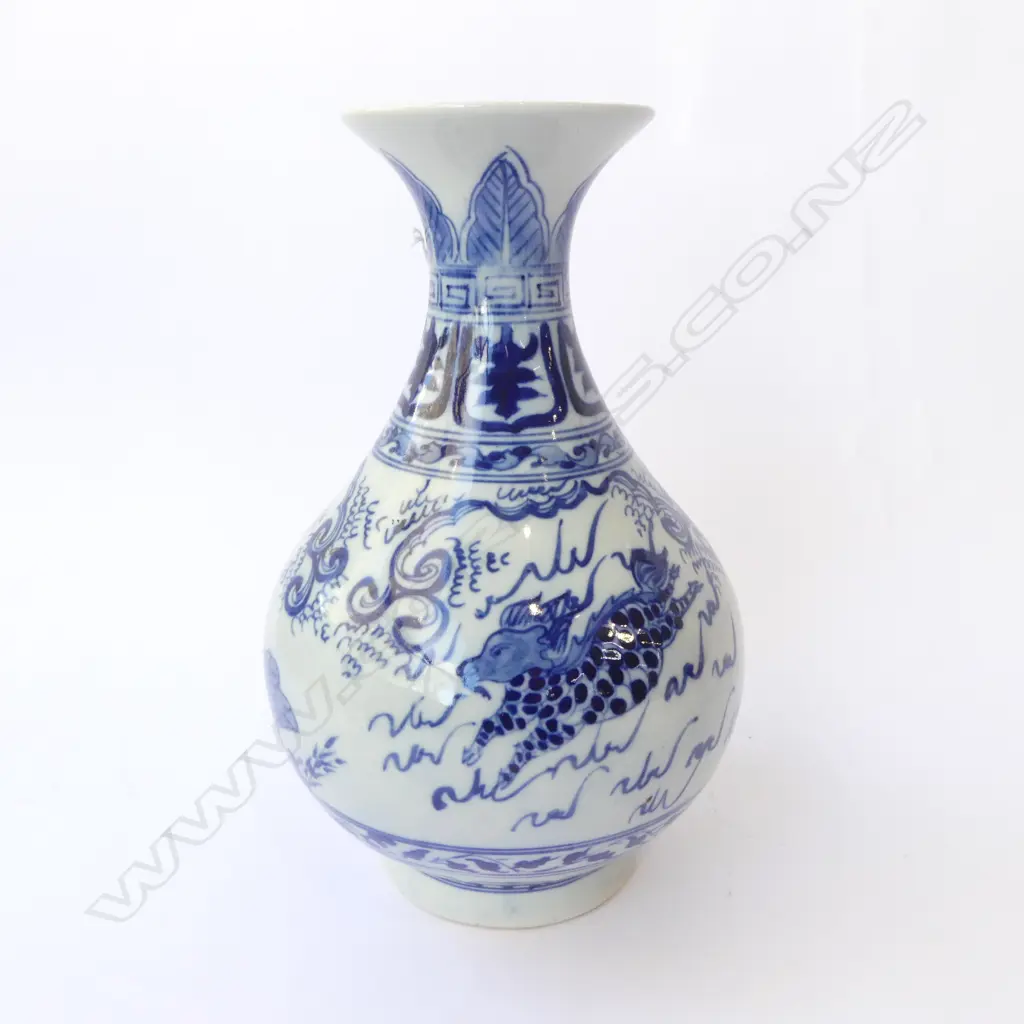 ORIENTAL B/W VASE H.270mm Image 1++