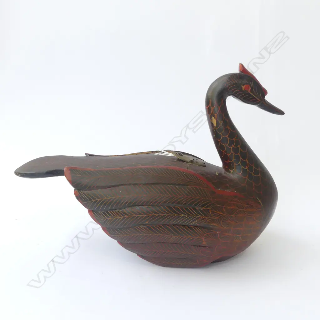 CARVED WOODEN DUCK STORAGE BOX [LIFE SIZE] Image 1++