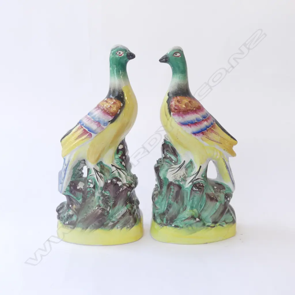PR STAFFORDSHIRE DOVE ORNAMENTS H.260mm Image 1++