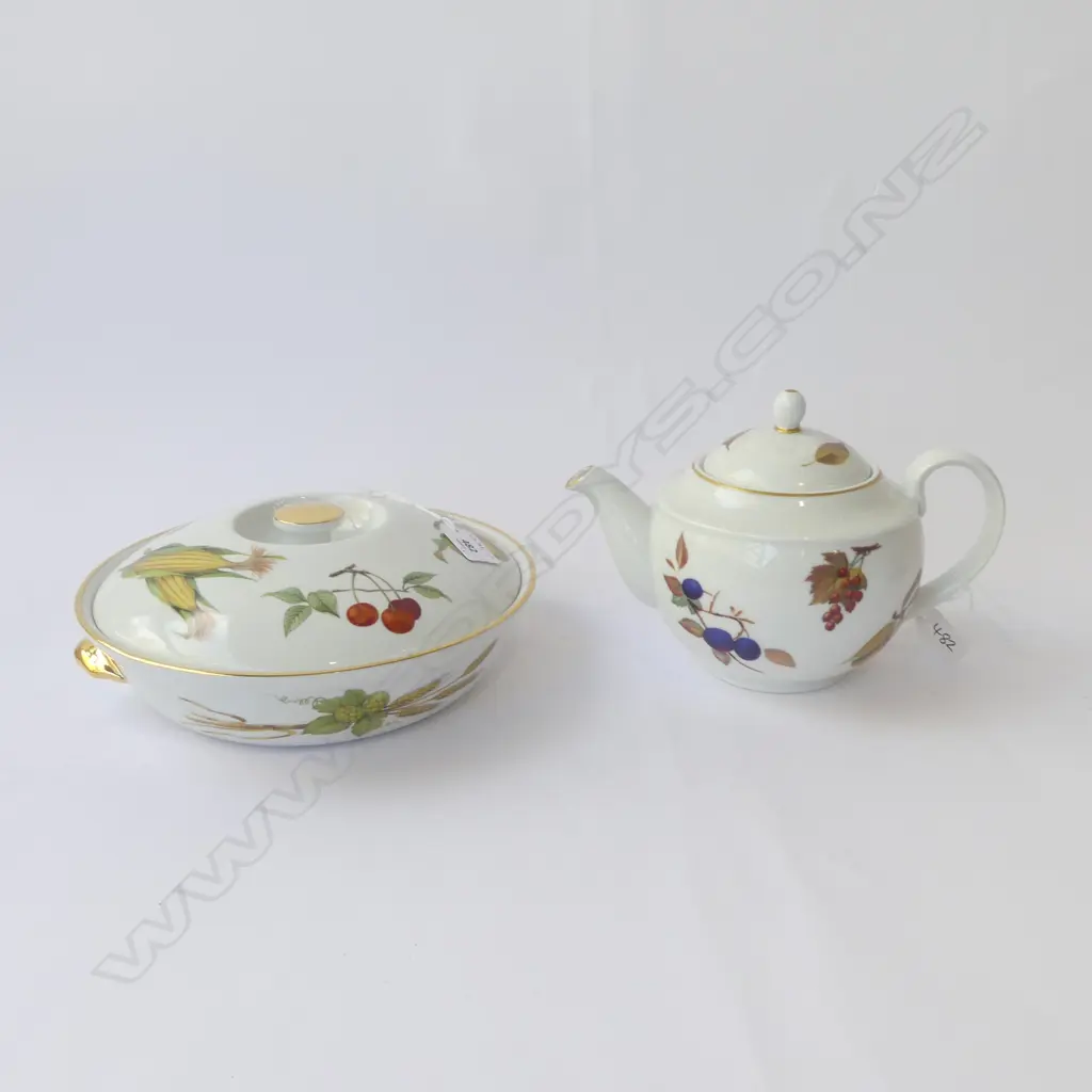 EVERSHAM WORCESTER TEAPOT & LIDDED TURREEN DIA250MM Image 1++