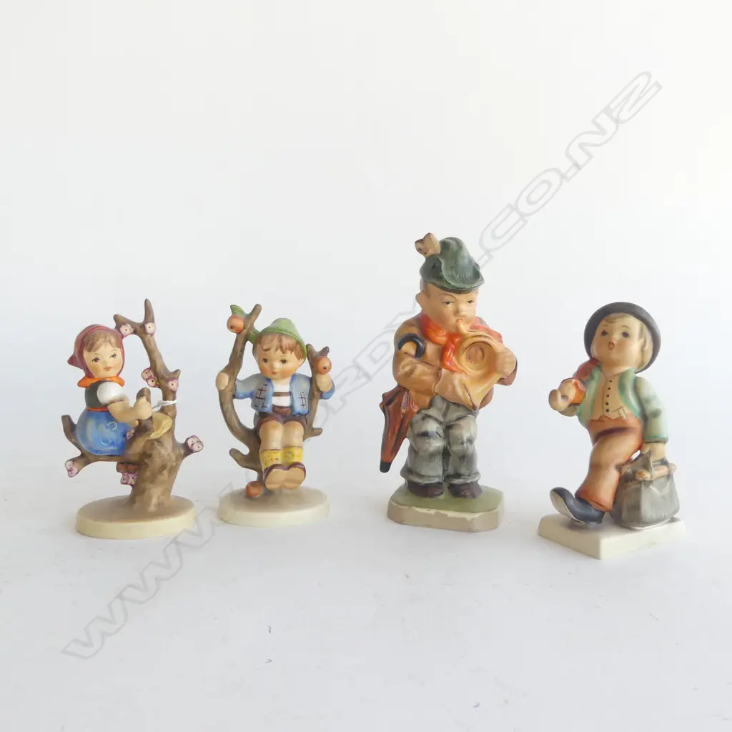 4 VINTAGE GERMAN BISQUE FIGURINES H.130mm (tallest) Image 1++