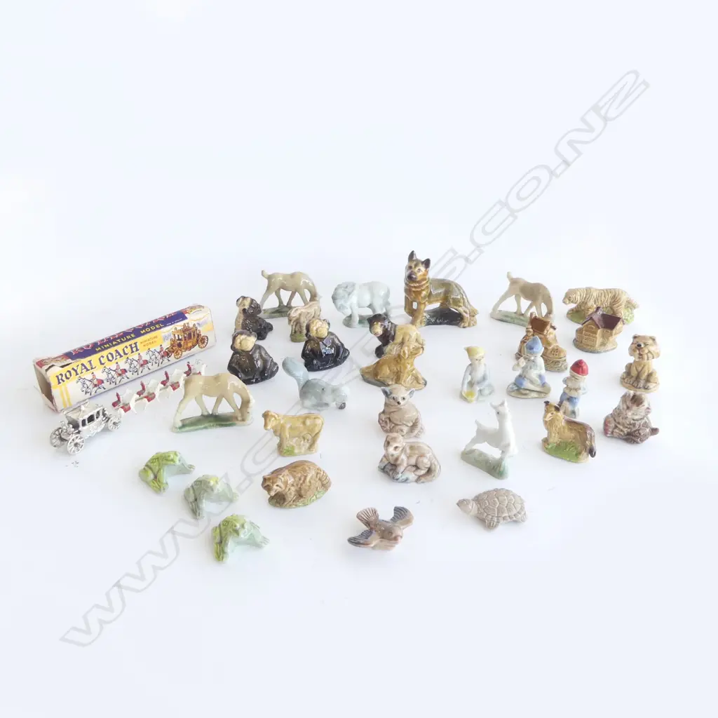 WADE MINIATURE ANIMALS ETC Image 1++