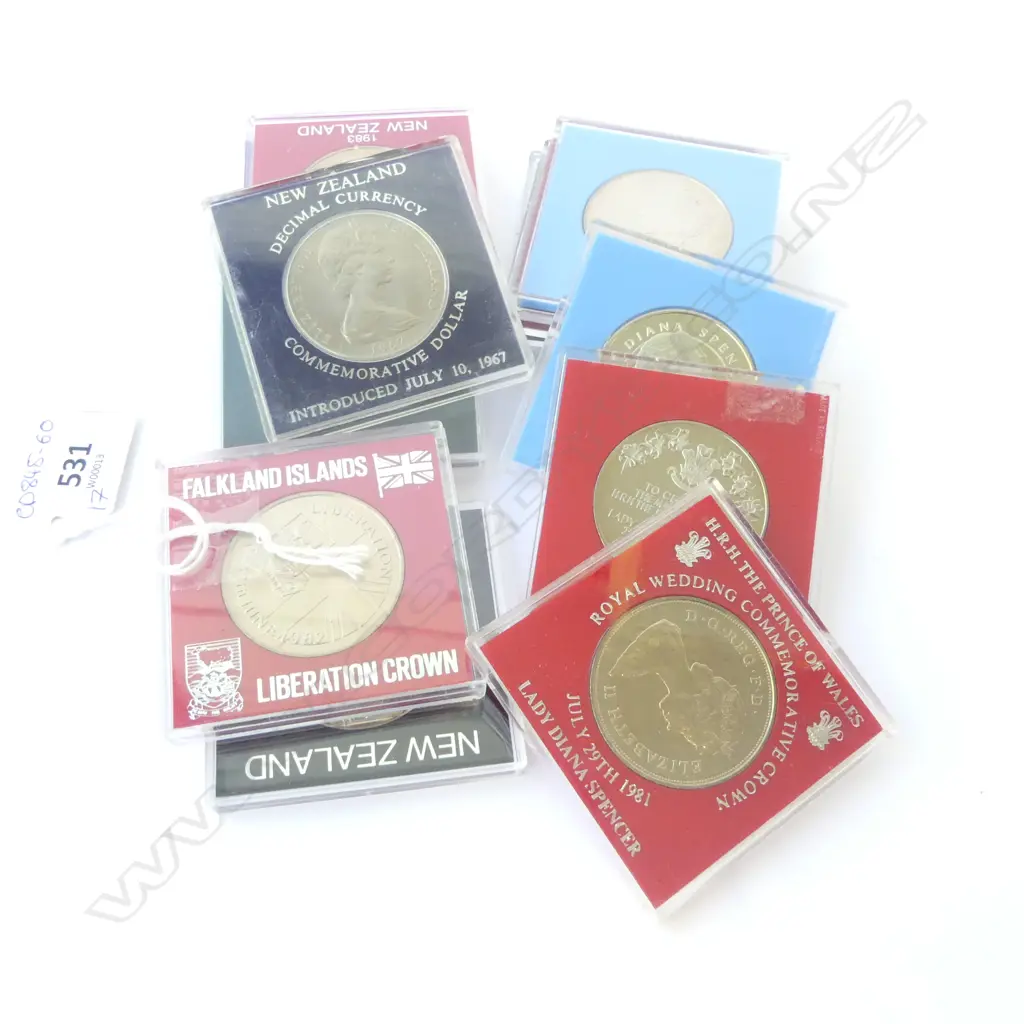 12 ASST. CASED N.Z./BRITISH COMMEMORATIVE COINS (please note number changed) Image 1++