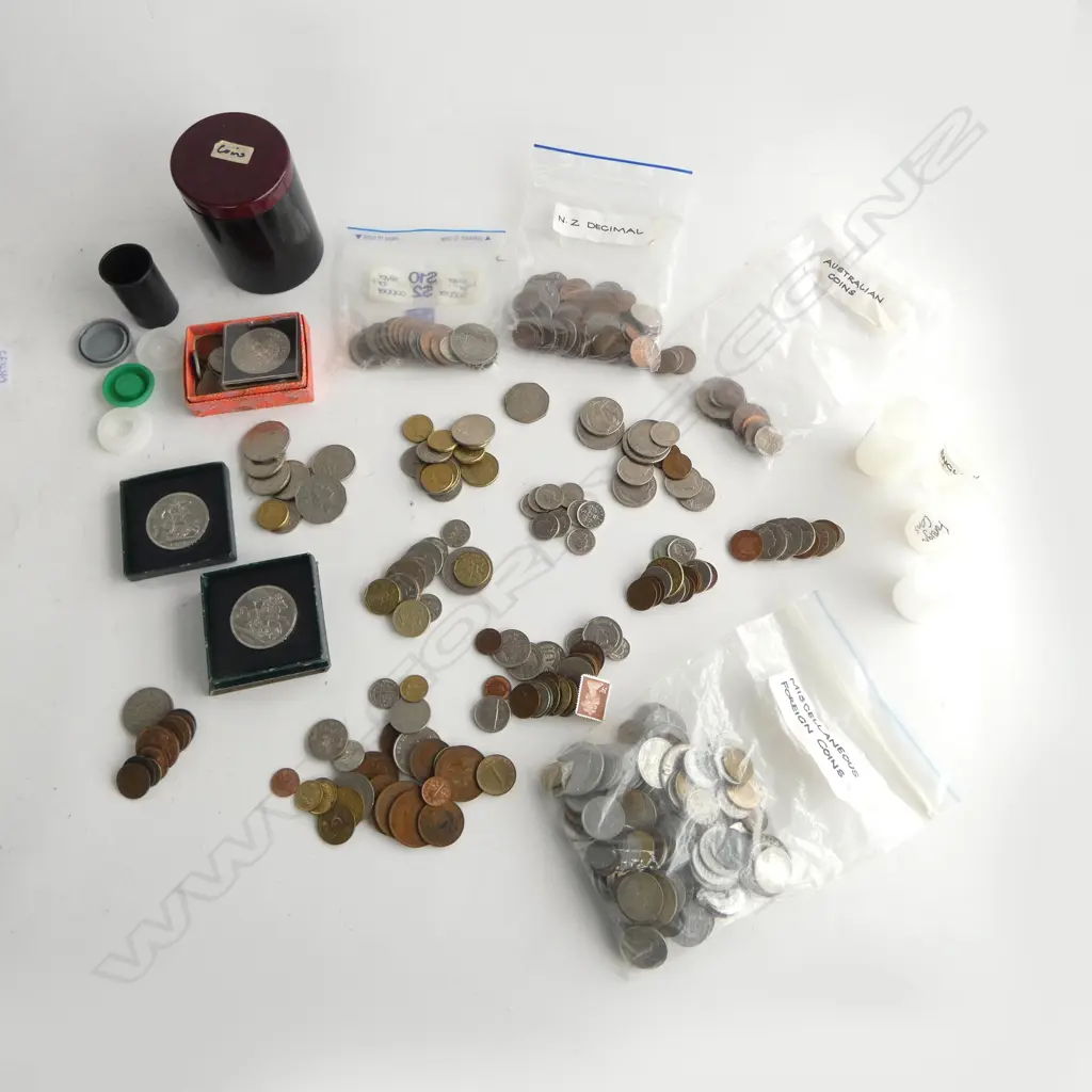 ASST. WORLD COINS Image 1++