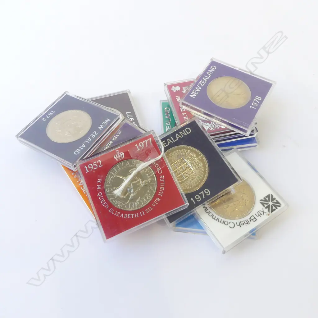 18 ASST. CASED N.Z./BRITISH COMMEMORATIVE COINS Image 1++