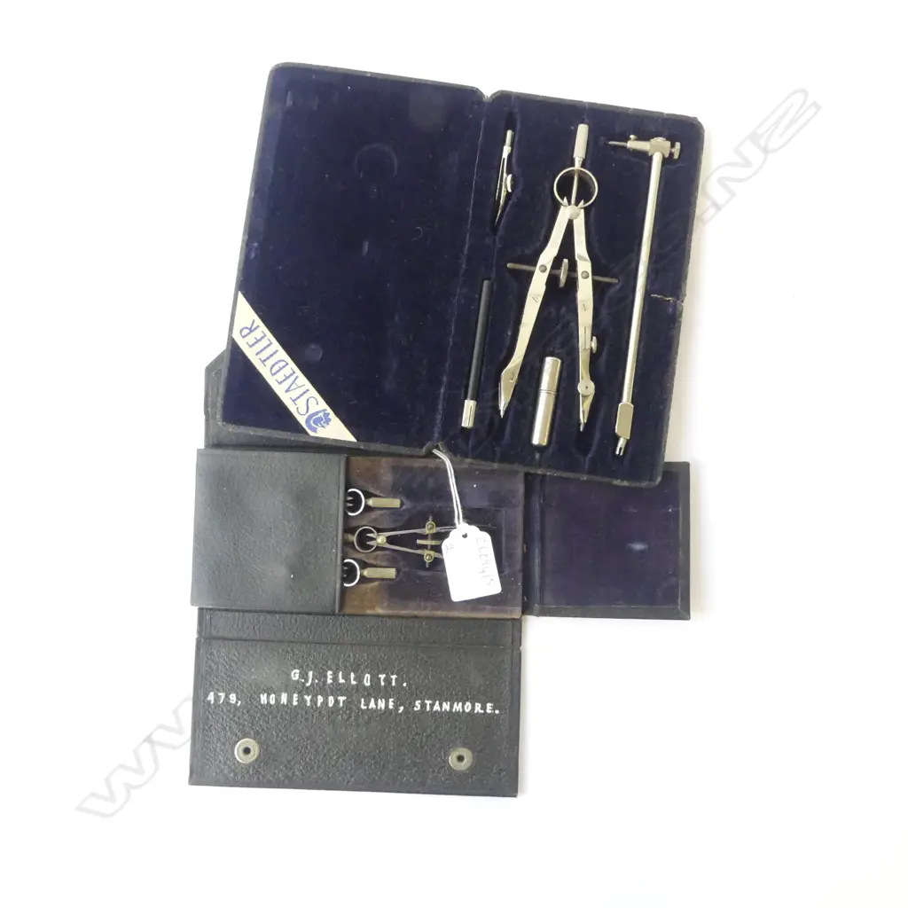 2 MECHANICAL DRAWING SETS Image 1++