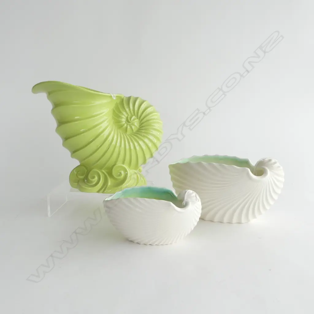 3 BESWICK SHELL SHAPED VASES H180MM TALLEST Image 1++
